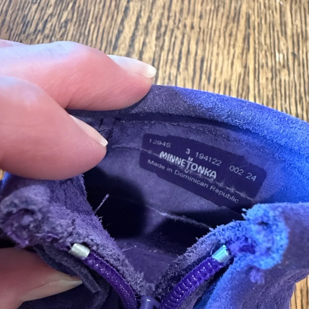 Purple Minnetonka Baby Fringe Moccasins Boots size 3
